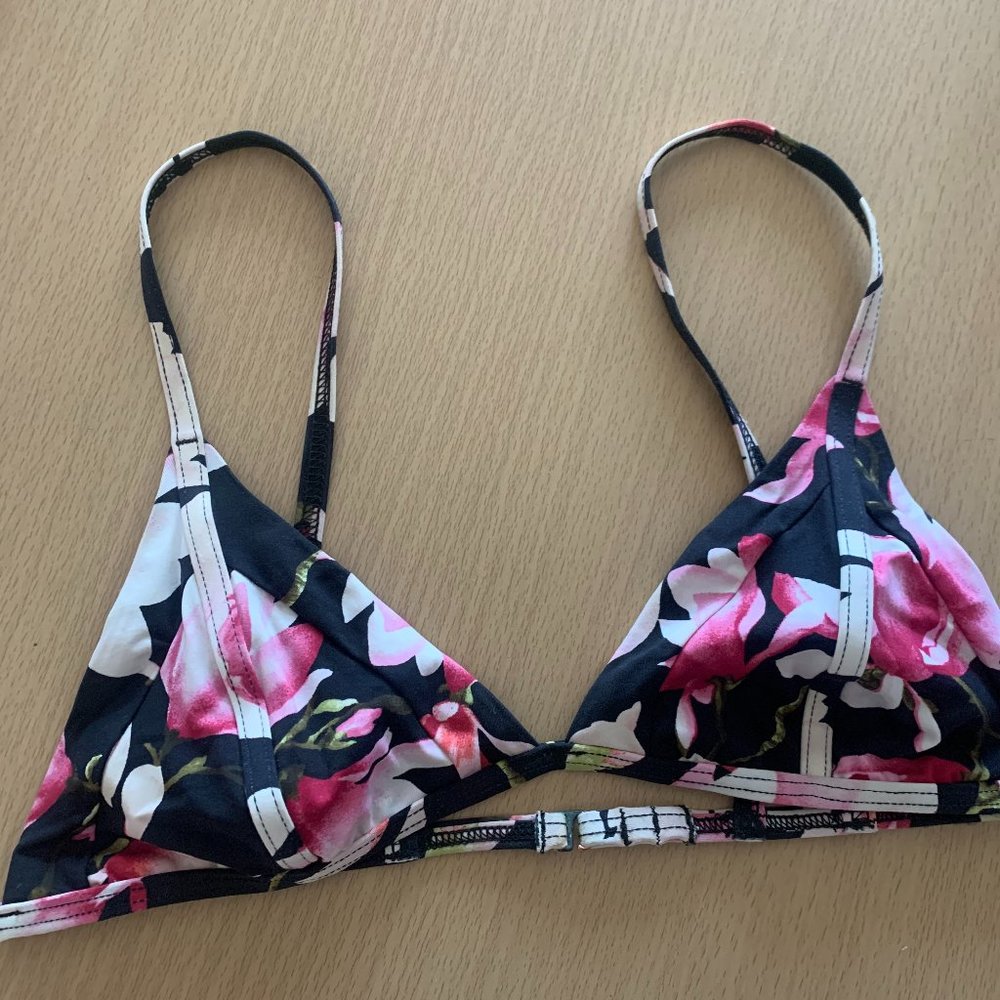 Frankies Bikini Top